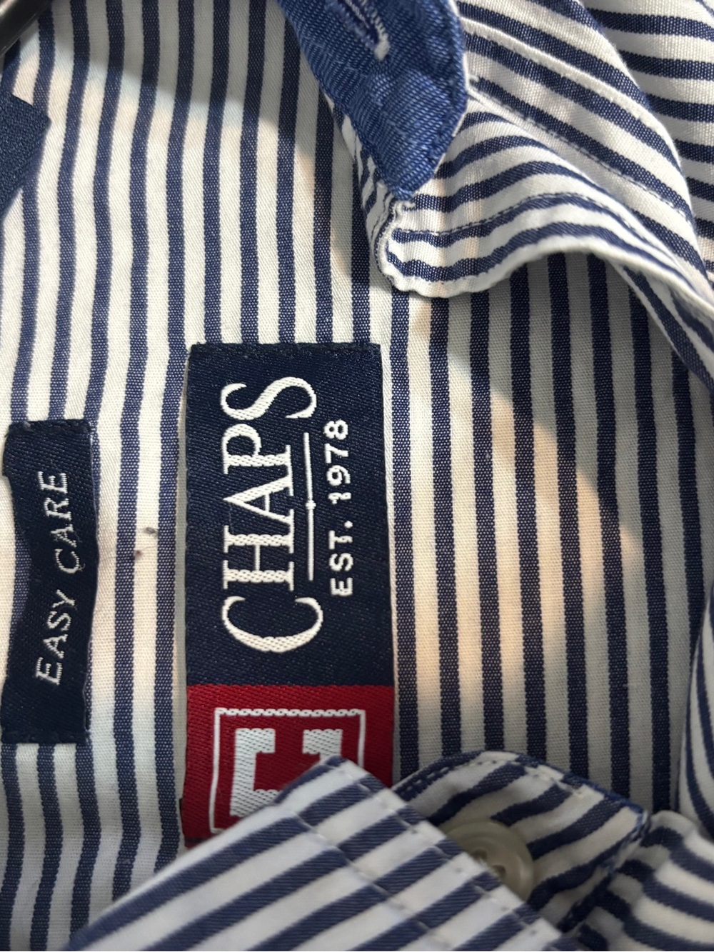 Chaps button down - Picture 4 of 4